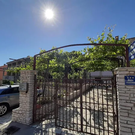 Izabela Muzic-fornaric Apartment Cres