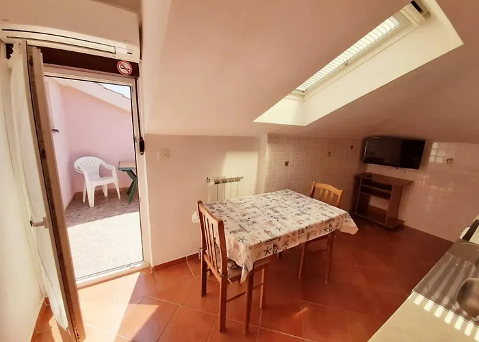 Izabela Muzic-fornaric Apartment Cres