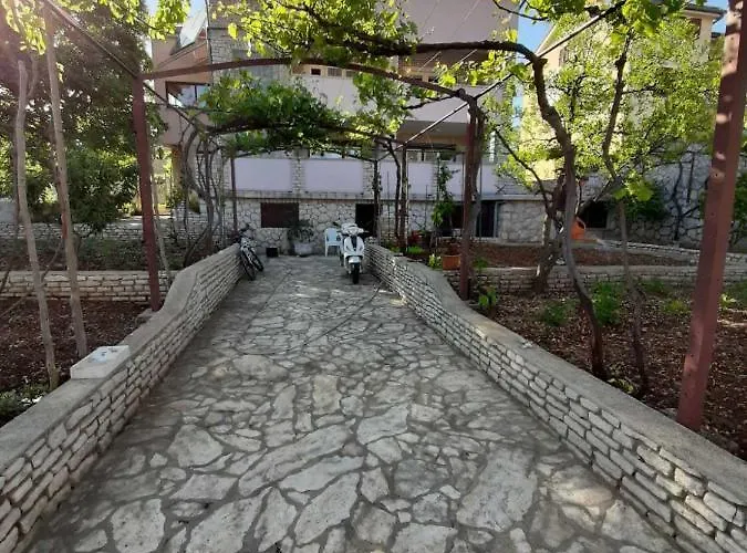Izabela Muzic-fornaric Apartment Cres